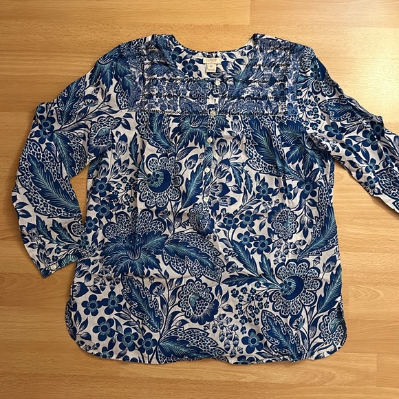 J. Crew Factory blue and white printed and embroidered blouse size extra small - Picture 2 of 7